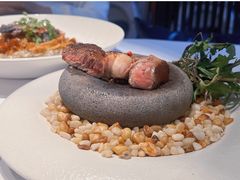 -Erman岩烧牛排(虹桥南丰城店)