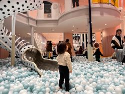 -奈尔宝·儿童乐园·亲子餐厅(鄞州万达店)