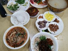 -桥香园云南过桥米线(金马碧鸡店)