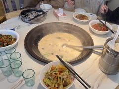 -陈大锅·岳阳鱼馆·地道岳阳菜(美食街店)