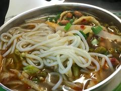 -卓雅桂林米粉