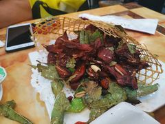 -李连贵熏肉美食酒楼(东市商贸店)