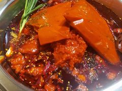 -李记称盘牛杂串串(广厦店)