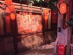 -暴风岛沉浸式体验馆(百联世纪店)