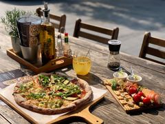 -Gather pizza