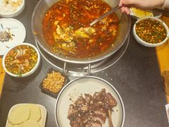 -小饕荟雅安贡椒鱼鲜馆(广福桥店)