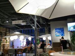 大堂-日进一片海.生腌海鲜火锅.宵夜烧烤(三里屯总店)