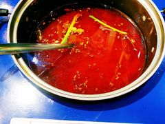 -马路边边串串香(苗栗路店)