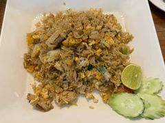 -两兄弟Song Pee Nong(2号店)