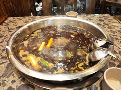 -肖肖酸萝卜鱼火锅(总店)