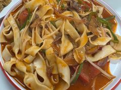 -关记·河南烩面·大盘鸡