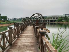 -三岔湖环球融创天堂洲际酒店水乐园
