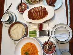 -梅利汴京烤鸭•开封豫菜地标店(东司门店)