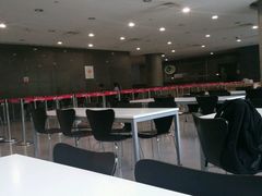 大堂-浦东图书馆读者餐厅