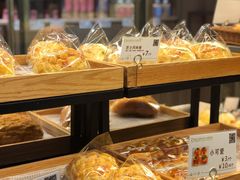 -顶东面包花园·生日蛋糕(世博店)