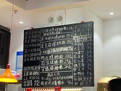 -柳州肥姨妈大骨螺蛳粉(曹路店)
