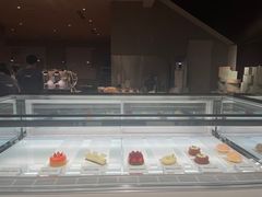 -潮一不贰·法式甜品·生日蛋糕·西式简餐(外滩店)