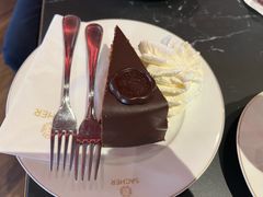 -Cafe Sacher(WIEN)