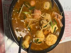 -肥汁米蘭香港米线(定西路店)