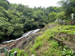 -南昆山川龙瀑布