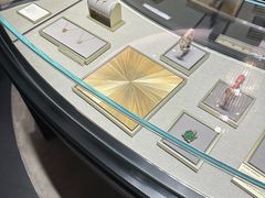 -梵克雅宝(国贸商城店)