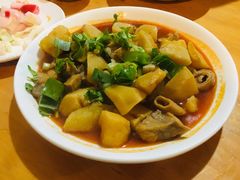 -茅屋大酒店