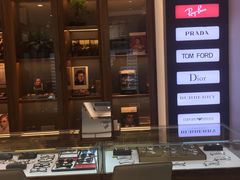 -回瑞眼镜·蔡司·依视路官方授权店(广益路万达店)