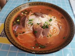 -肇兴特色牛肉粉