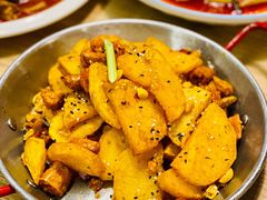 干锅土豆片-阿西娅·西北妈妈拿手菜(华联店)