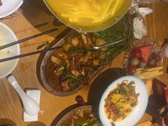 -隔壁老王·家常云南菜(花巷店)