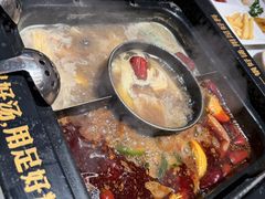 -老牌坊云南鱼豆花火锅(哈西万达店)