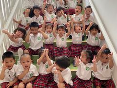 -上海青草地幼儿园