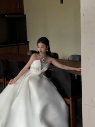 -欣薇婚纱(新源乐汇城店)