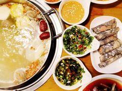 牛骨原汤锅-鲜牛匠潮汕牛肉火锅(万达广场店)