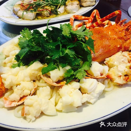 鸿兴海鲜美食店(金鸿公路店)