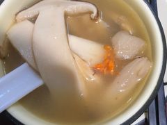 -菌之家·专业纯野生菌火锅·特色炒菌