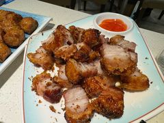 脆皮五花肉-飨赫驾瓦罐烤鸡(佛岗店)