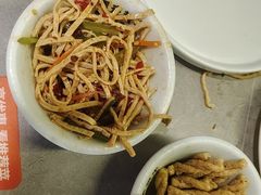 -宴全牛粤来越牛潮汕鲜牛肉火锅(海州万达广场店)