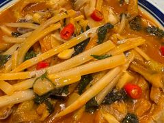 -威记烧嘢·南宁烧烤·超级生牛(绿地店)
