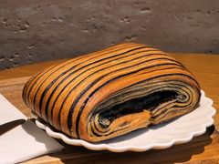 -VERIE BAKEHOUSE