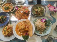 -Molee·泰府(东郊店)