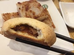 酥皮焗叉燒包-添好运点心专门店(百老汇店)