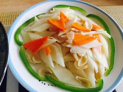 -爱的果实月嫂育婴师(世纪东方店)