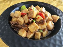 -天天向上素食餐厅(五台山店)