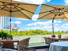 -MONICH牛排融合餐厅(和义大道购物中心店)