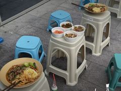 -方铲铲·成都板凳面(滨江银泰店)