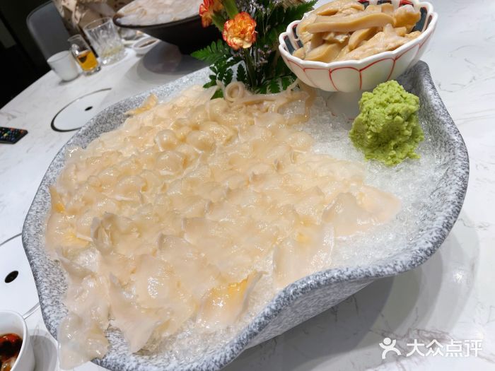 德米火锅(深圳湾1号旗舰店)象拔蚌刺身图片