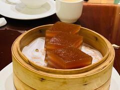 -广州中心皇冠假日酒店·百粤楼