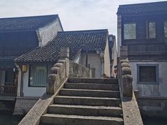 -鲁镇