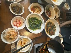 -湘力力小院·鱼汤泡饭(枫林路店)